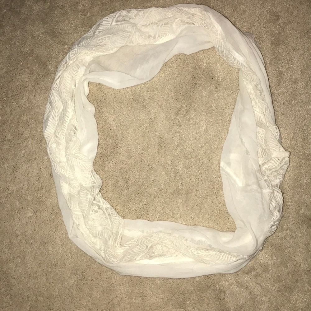 American eagle circle scarf